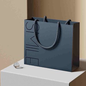custom luxury paper shopping bag with reinforced handles